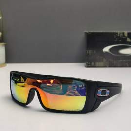 Picture of Oakley Sunglasses _SKUfw66124299fw